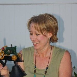 Meet your Posher, Adrienne